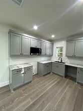 2626 Burger Ave in Dallas, TX - Building Photo - Building Photo