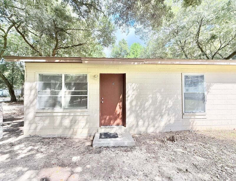 535 Amber St in Pensacola, FL - Foto de edificio