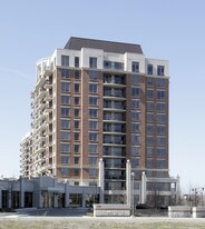 2379 Central Park Dr in Oakville, ON - Building Photo