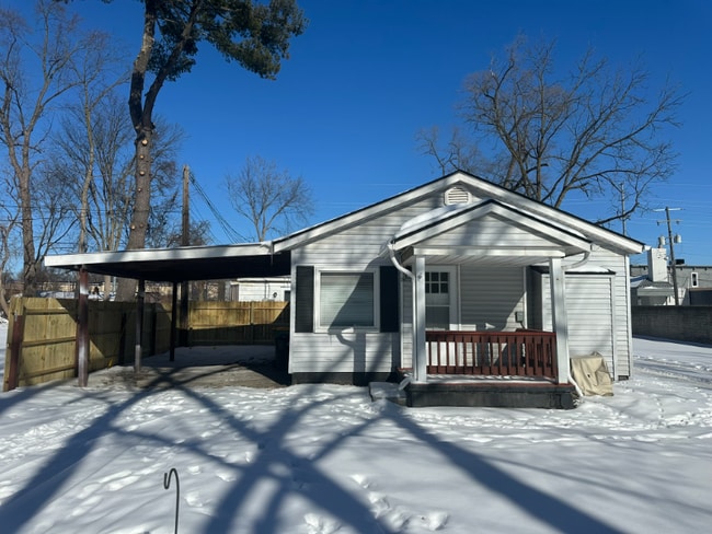 property at 28532 Grayling Ave