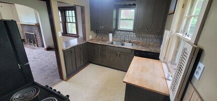 1105 Brainerd Ave in Duluth, MN - Building Photo - Building Photo