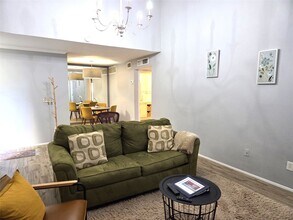 10053 Westpark Dr in Houston, TX - Building Photo - Building Photo