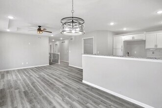 305 Park Pl Dr in Union, MO - Building Photo - Building Photo