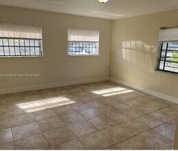 7951 NW 5th Ct in Miami, FL - Building Photo - Building Photo