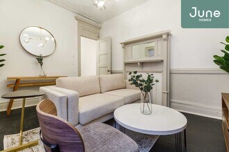 400 W 20th St-Unit -C in New York, NY - Building Photo - Building Photo