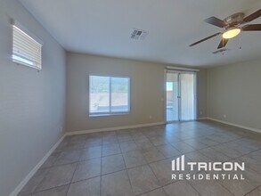 42288 W Posada Dr in Maricopa, AZ - Building Photo - Building Photo