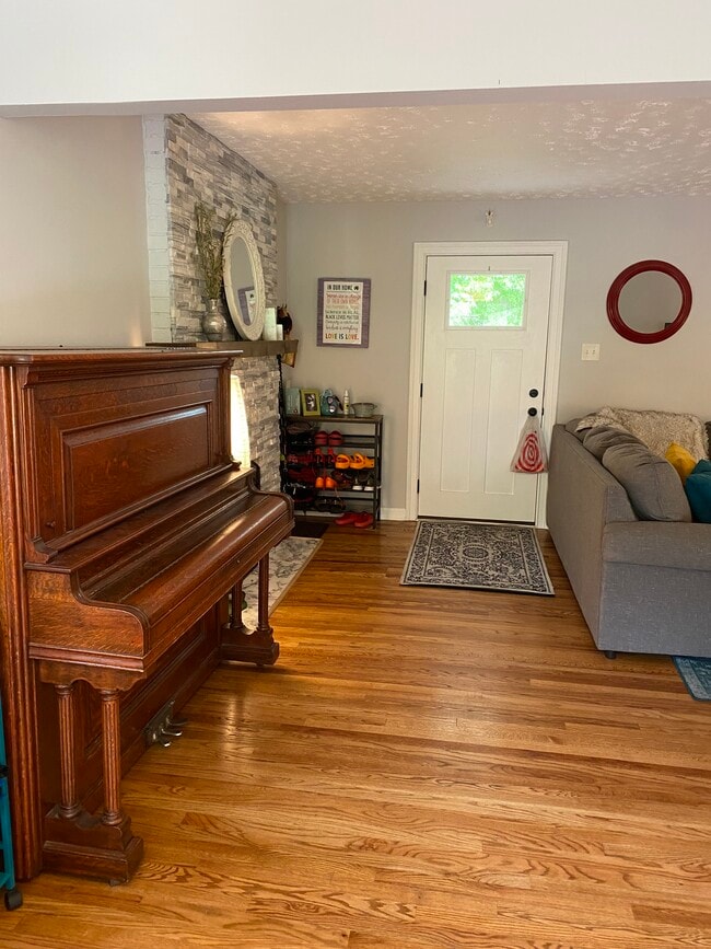 57 Burdsall Ave in Fort Mitchell, KY - Foto de edificio - Building Photo