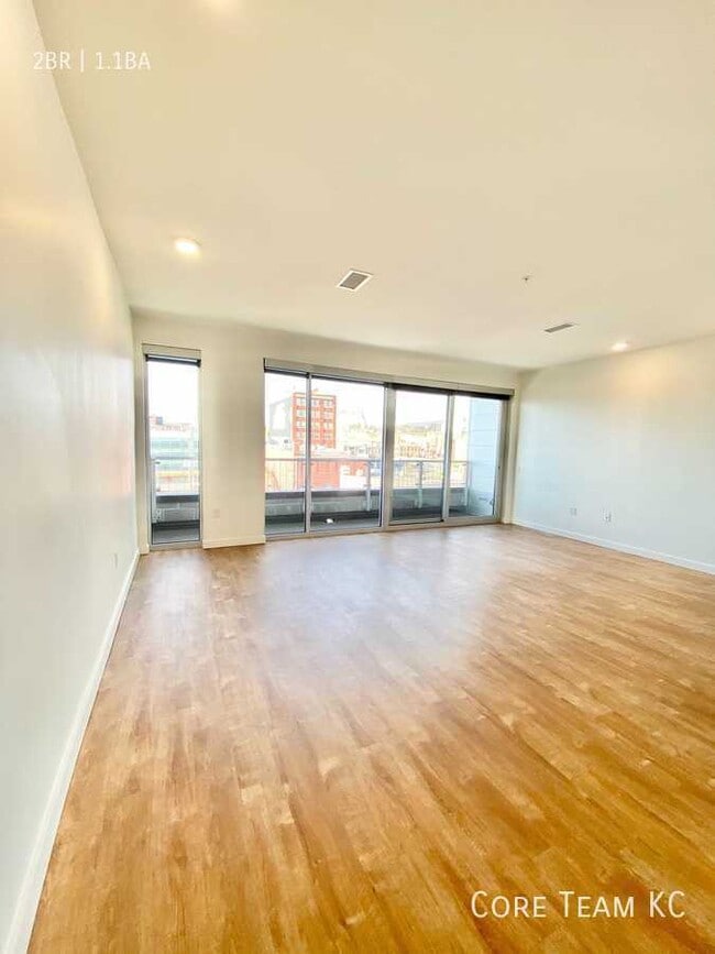 1719 Walnut St in Kansas City, MO - Building Photo - Building Photo