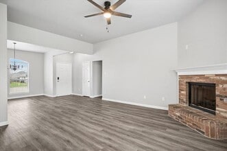 1012 Rio Verde Dr in Desoto, TX - Building Photo - Building Photo