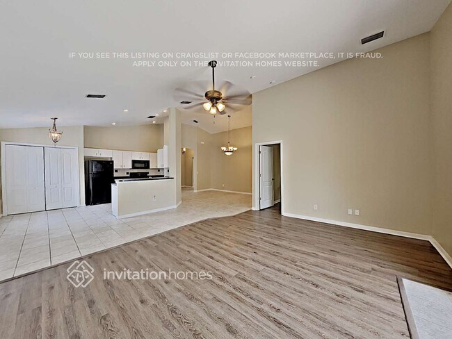 4137 Amber Ridge Ln in Valrico, FL - Building Photo - Building Photo