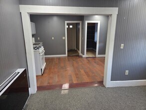 230 Kimball St in Fitchburg, MA - Building Photo - Building Photo