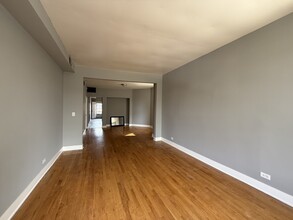 3916 W Van Buren St in Chicago, IL - Building Photo - Building Photo