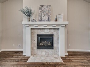 915 Kings Canyon Rd in Norman, OK - Building Photo - Building Photo
