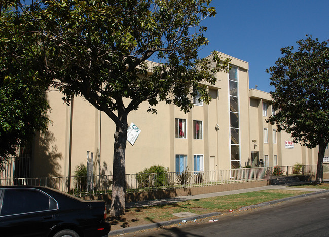 Lockwood Avenue Apartments in Los Angeles, CA - Foto de edificio - Building Photo