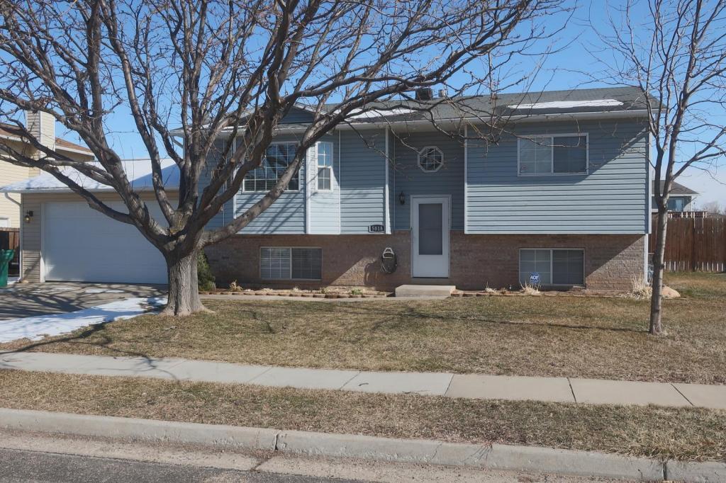 5818 S 4025 W in Roy, UT - Building Photo