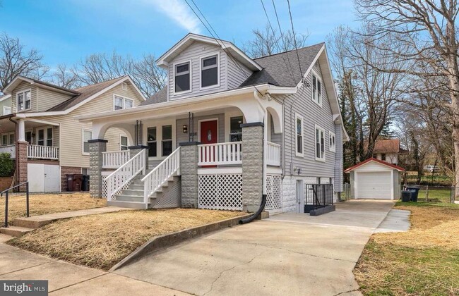 property at 6108 44th Pl