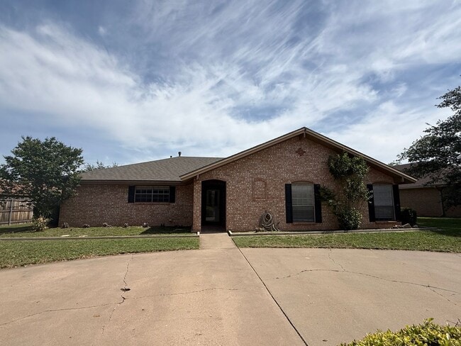 property at 3106 Sierra Dr