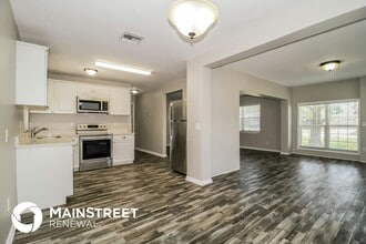 52 Community Dr in Debary, FL - Foto de edificio - Building Photo