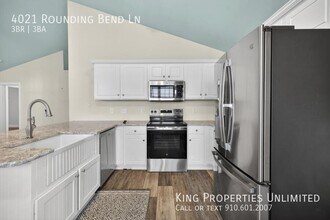 4021 Rounding Bend Ln in Wilmington, NC - Building Photo - Building Photo