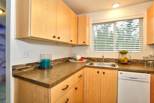 Block 88 in Vancouver, WA - Building Photo - Building Photo