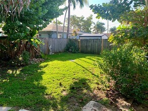 117-117 SE 2nd Ave in Dania Beach, FL - Building Photo - Building Photo