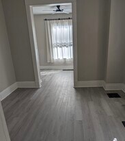 3534 Flora Ave in Kansas City, MO - Building Photo