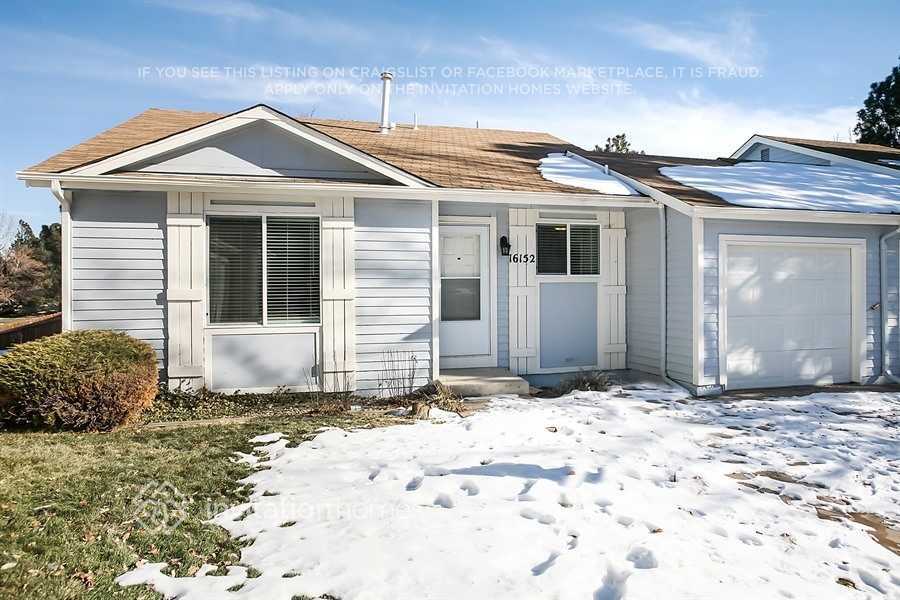 16152 E Radcliff Pl in Aurora, CO - Building Photo