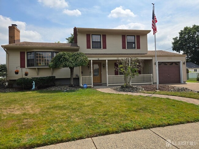 16 Stanley Pl in Edison, NJ - Building Photo - Building Photo