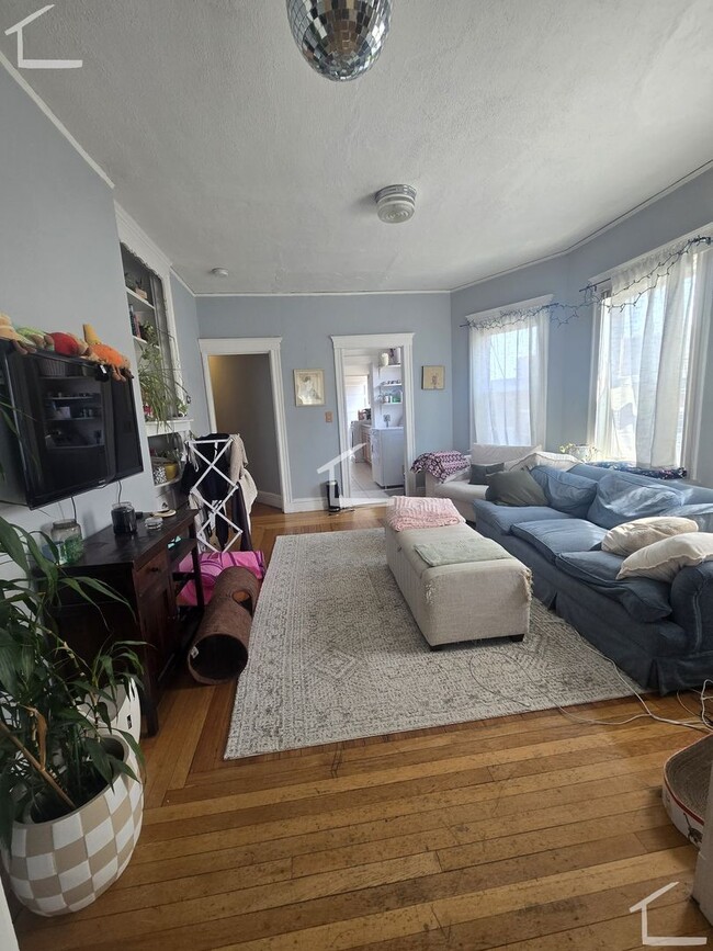 property at 211 Kelton St