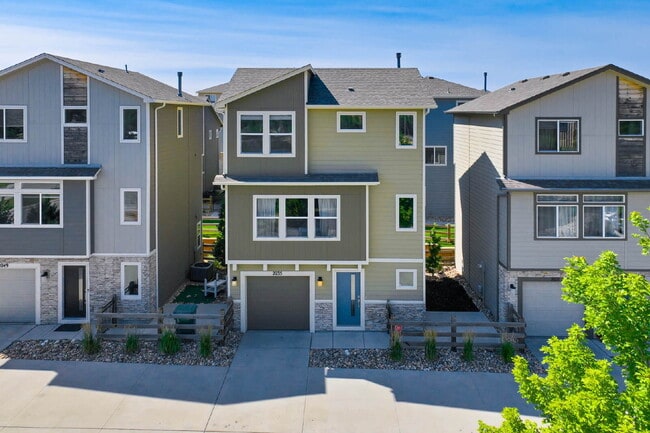 2035 Corker View in Colorado Springs, CO - Building Photo - Building Photo