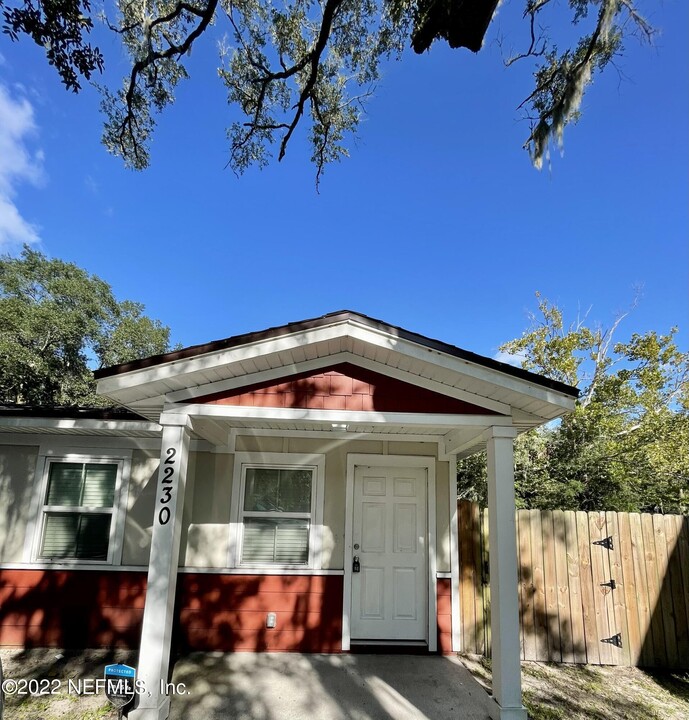 2230 Thomas Ct in Jacksonville, FL - Building Photo