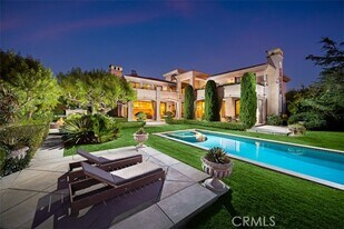 1 Rim Ridge in Newport Beach, CA - Building Photo