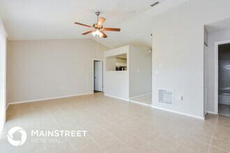 2931 Surf Dr in Deltona, FL - Foto de edificio - Building Photo