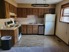 1720 18th Ave in Rock Island, IL - Building Photo - Building Photo