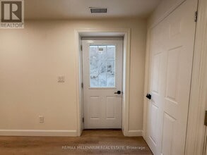 14 Sallis Dr in Ajax, ON - Building Photo - Building Photo