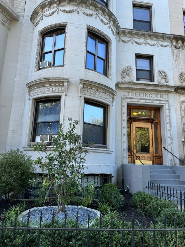 The Torrington in Boston, MA - Building Photo - Building Photo