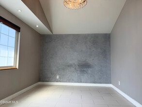 17814 Blackbrush Dr in Santa Clarita, CA - Building Photo - Building Photo