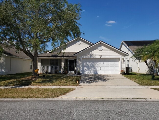 2674 Willow Glen Cir