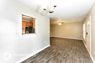 144 Aderhold St in Fairburn, GA - Building Photo - Building Photo