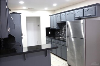 3804 W Kerria Ave in McAllen, TX - Building Photo - Building Photo