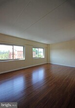 200 Locust St SE in Vienna, VA - Building Photo - Building Photo