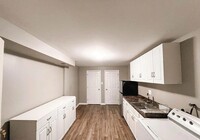 1405 Rock Ridge Ct, Unit Basement apartment in Herndon, VA - Building Photo - Building Photo