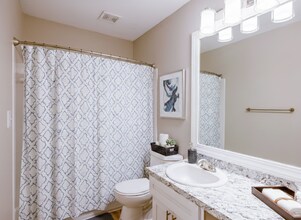 The Linden in Kansas City, MO - Foto de edificio - Building Photo