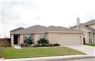 7322 Kingsland in San Antonio, TX - Building Photo