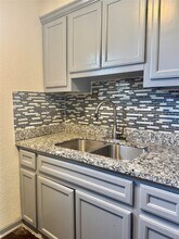 1005 Spooner St in Pasadena, TX - Building Photo - Building Photo