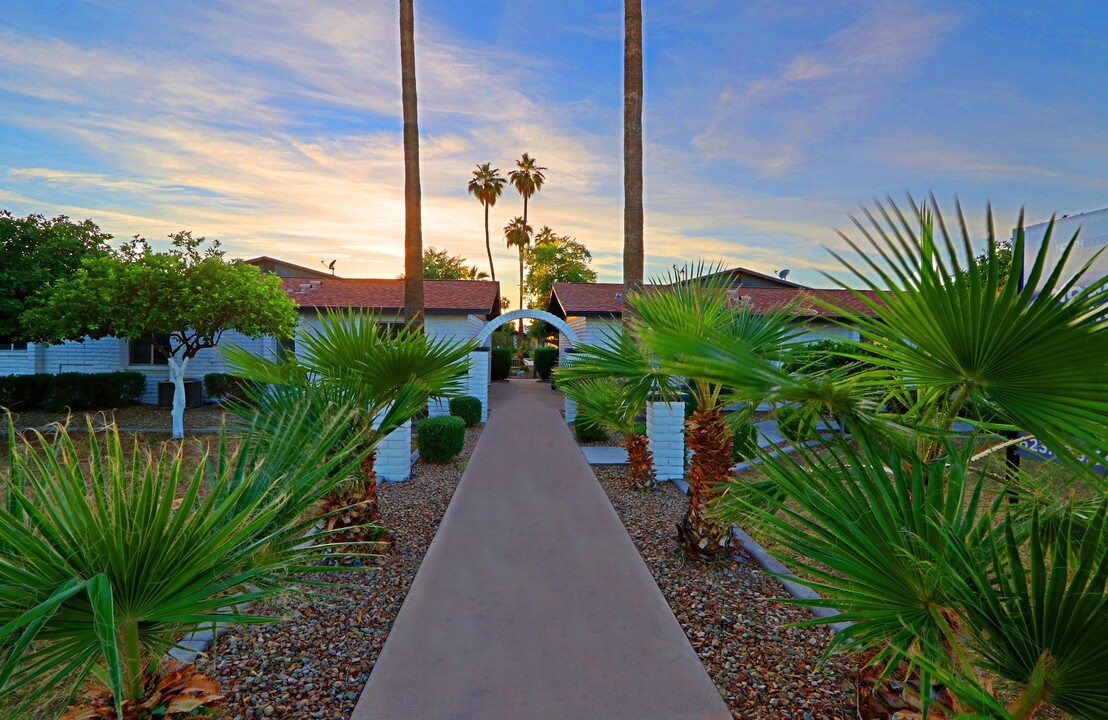 North Edge Phoenix in Youngtown, AZ - Building Photo