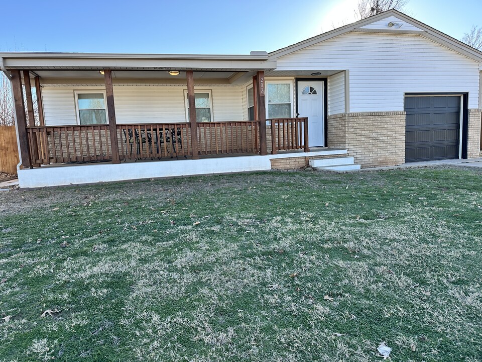 202 Dianna Dr in Yukon, OK - Building Photo