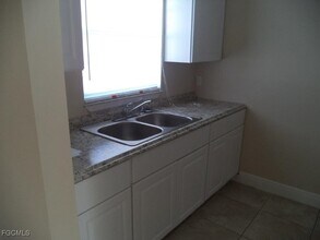 11411 Linda Loma Dr in Ft. Myers, FL - Building Photo - Building Photo