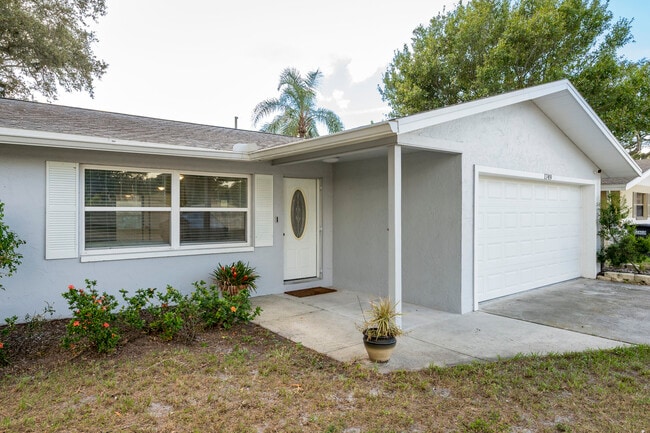 1749 Sunset Point Rd in Clearwater, FL - Building Photo - Building Photo