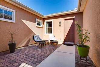 2558 Kinghorn Pl in Henderson, NV - Building Photo - Building Photo